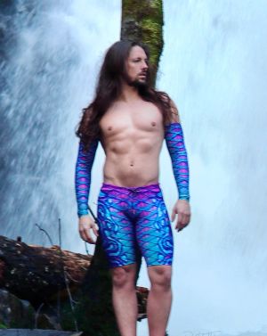 Aurora Waves Compression Short