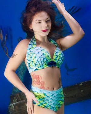 Kooler Kelp Padded Halter Top